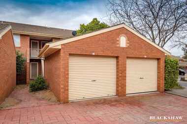 48A/12 Albermarle Place Phillip