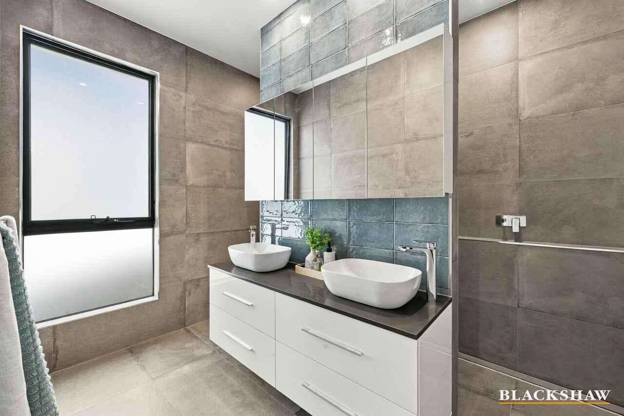 6 Bobby Street Googong