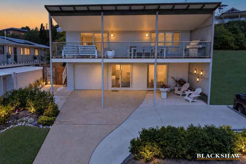 8 Merinda Street Malua Bay