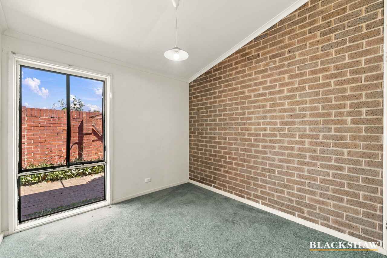 5/45 Christopher Crescent Karabar