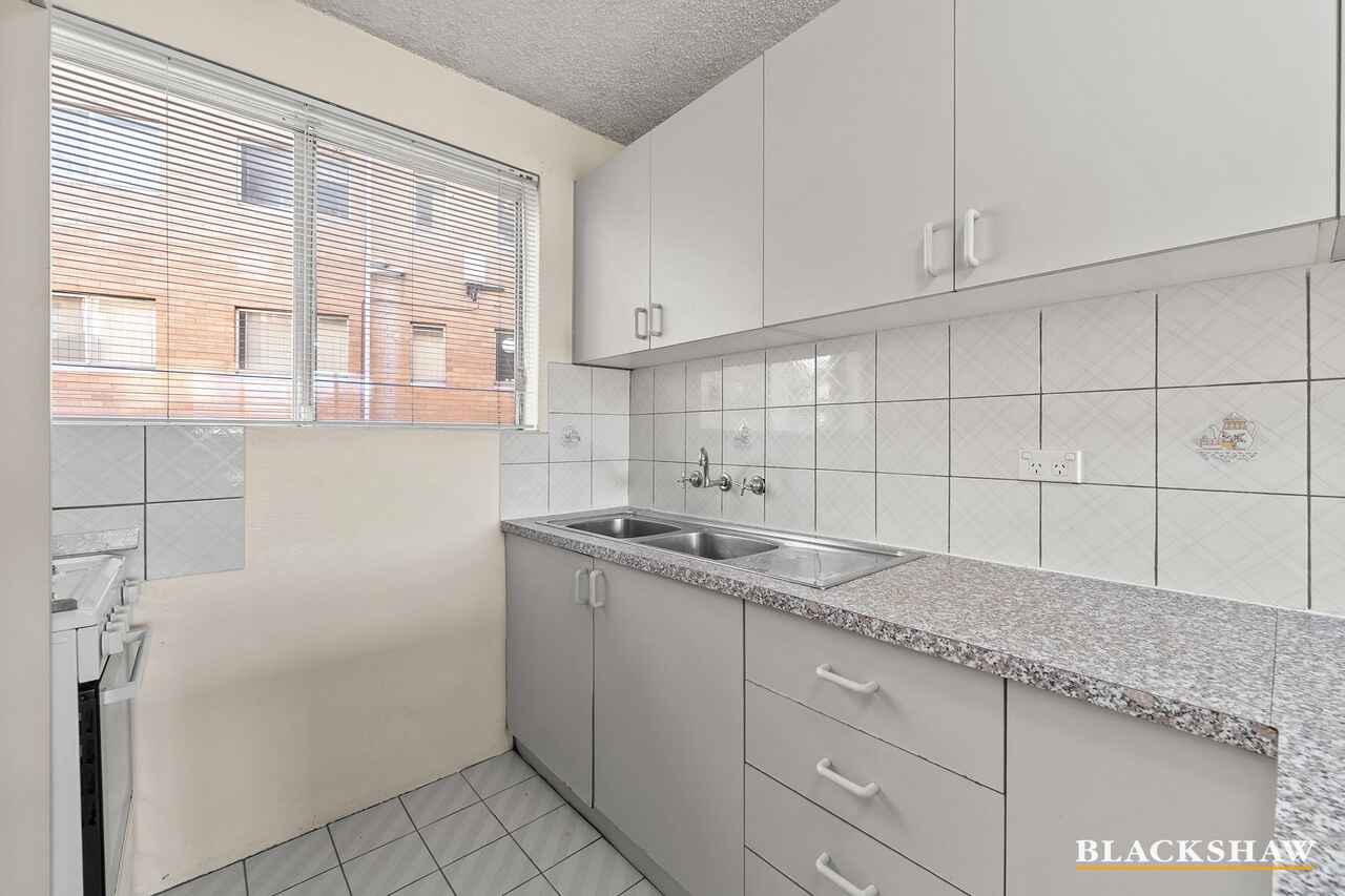 2/67 Derrima Road Queanbeyan