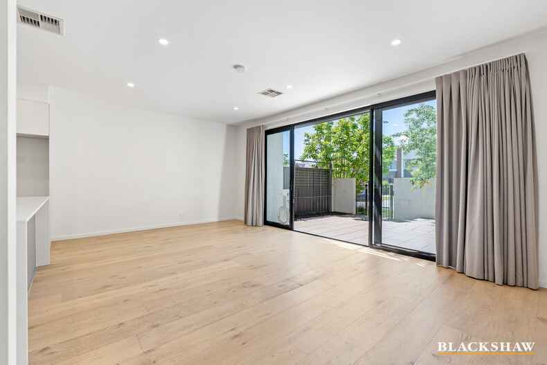 36 Bernard Heinze Avenue Moncrieff 36 Bernard Heinze Avenue Moncrieff