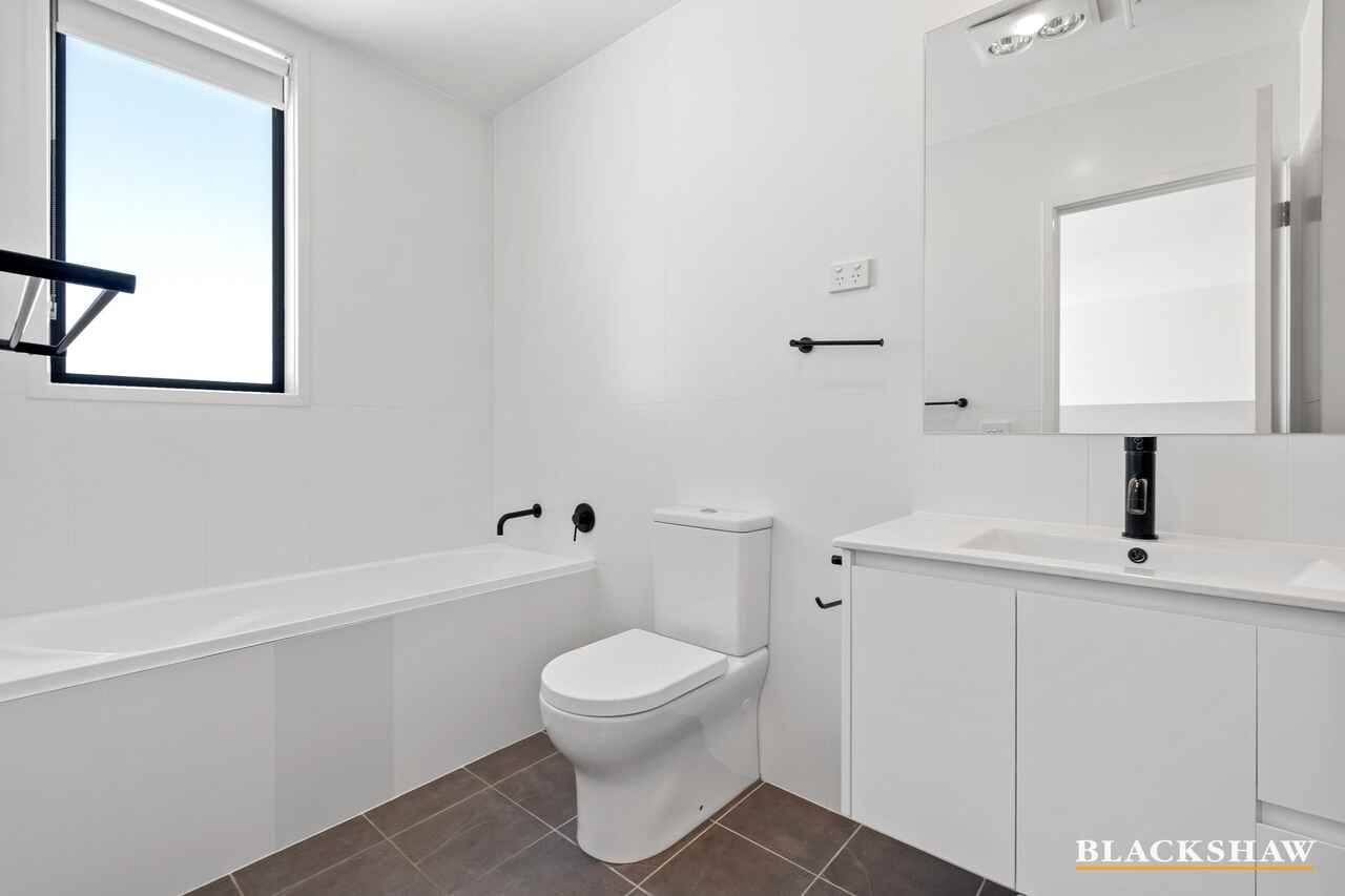 36 Bernard Heinze Avenue Moncrieff