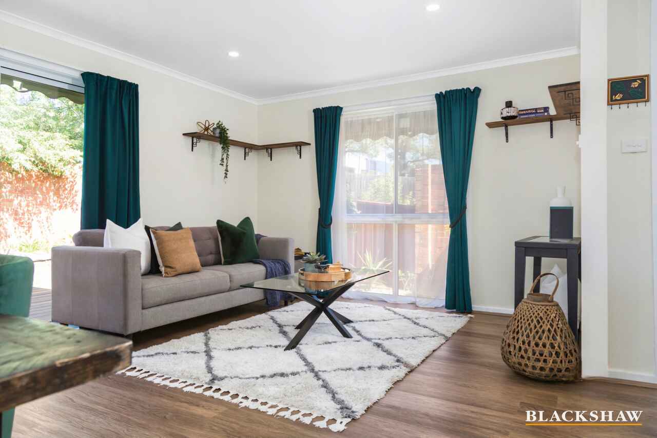 1/92 Collett Street Queanbeyan