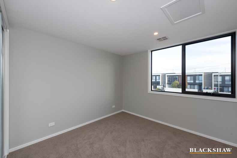 4/21 Bernard Heinze Avenue Moncrieff