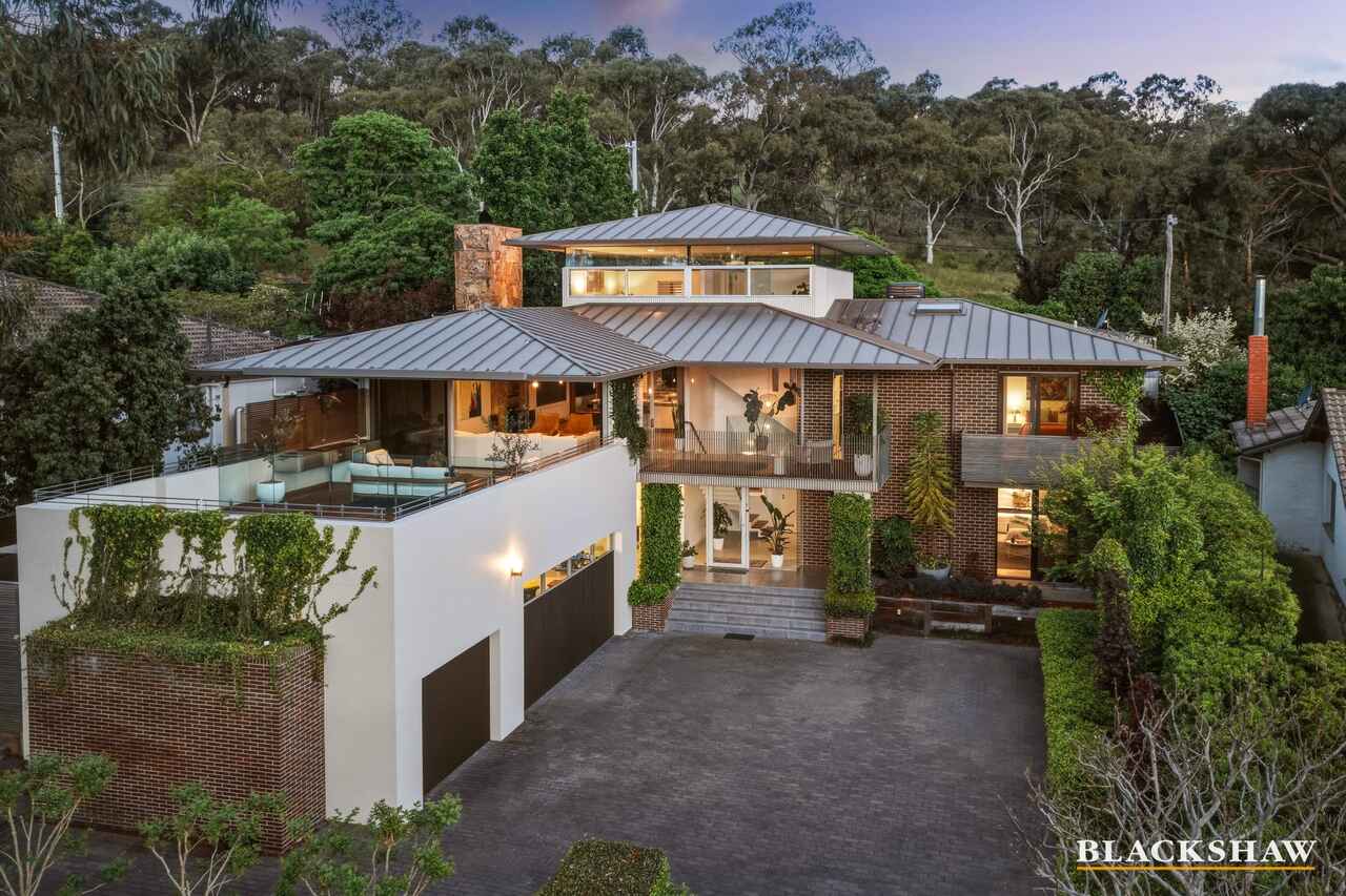 8 Flanagan Street Garran