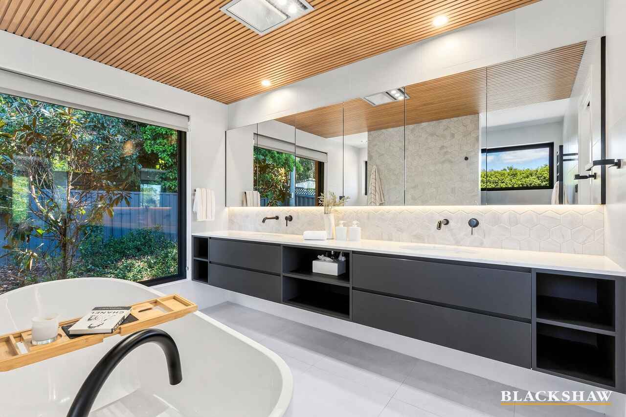10 Rene Street Chapman