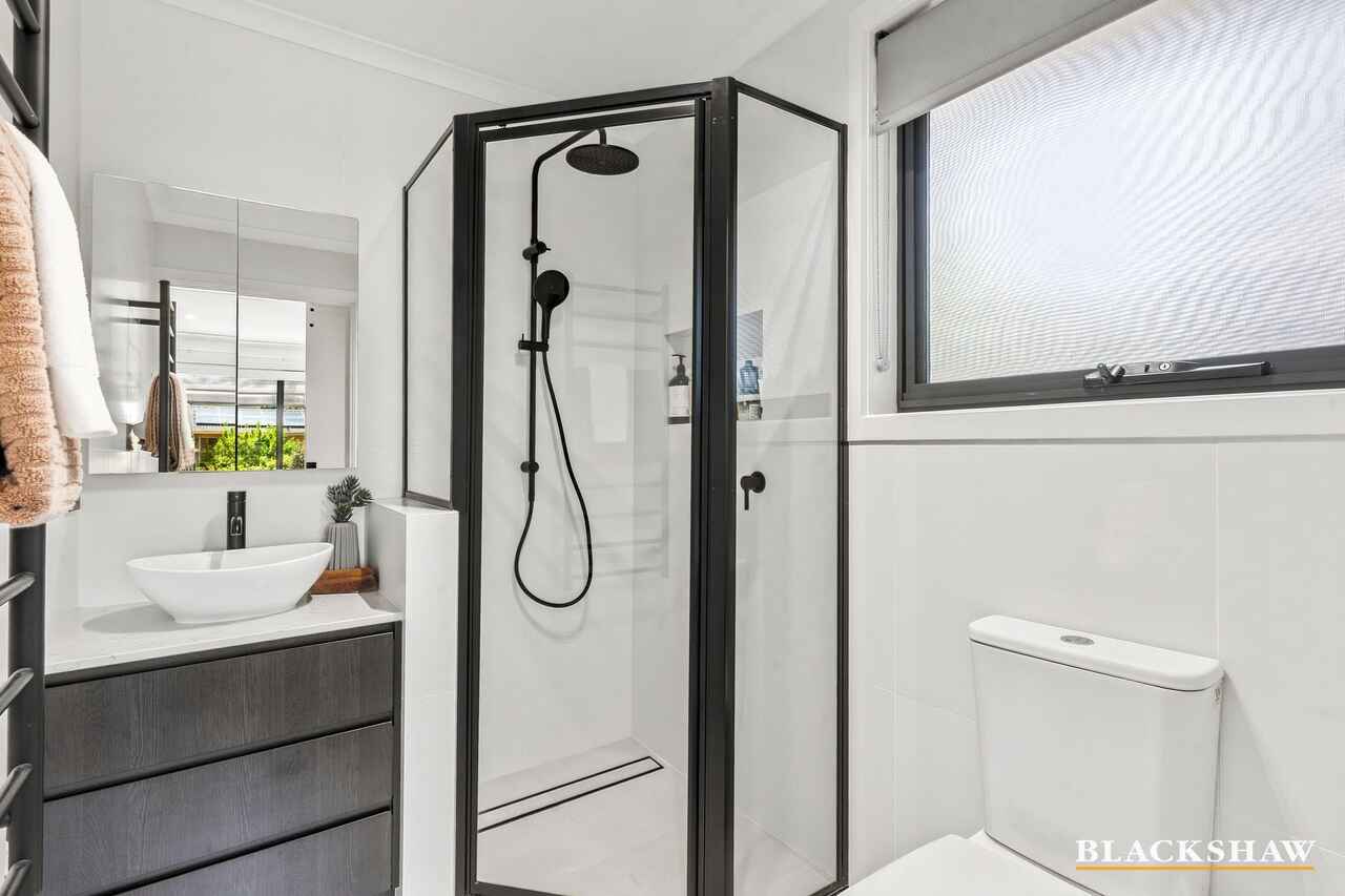 10 Rene Street Chapman
