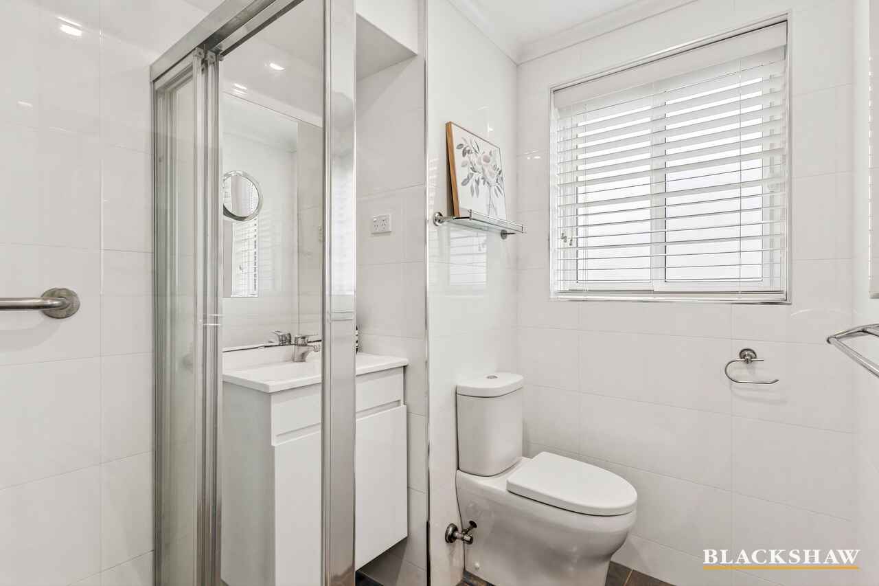 62/3 Waddell Place Curtin