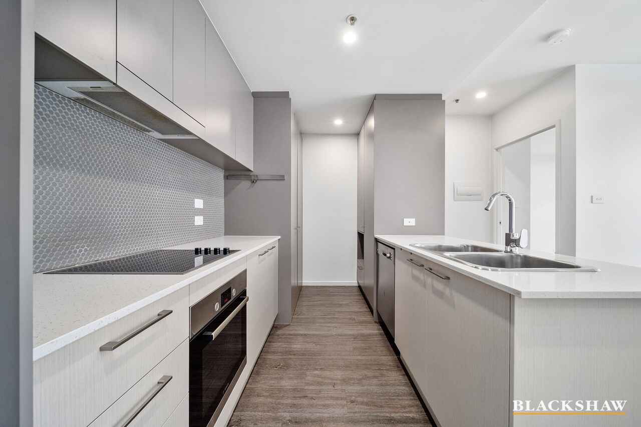 184/7 Irving Street Phillip