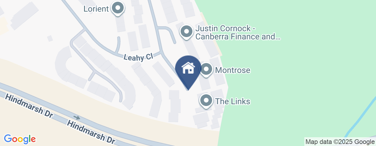 "The Fairways" 11/50 Leahy Close