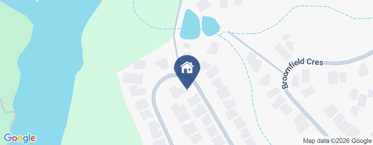 42 Courtenay Crescent