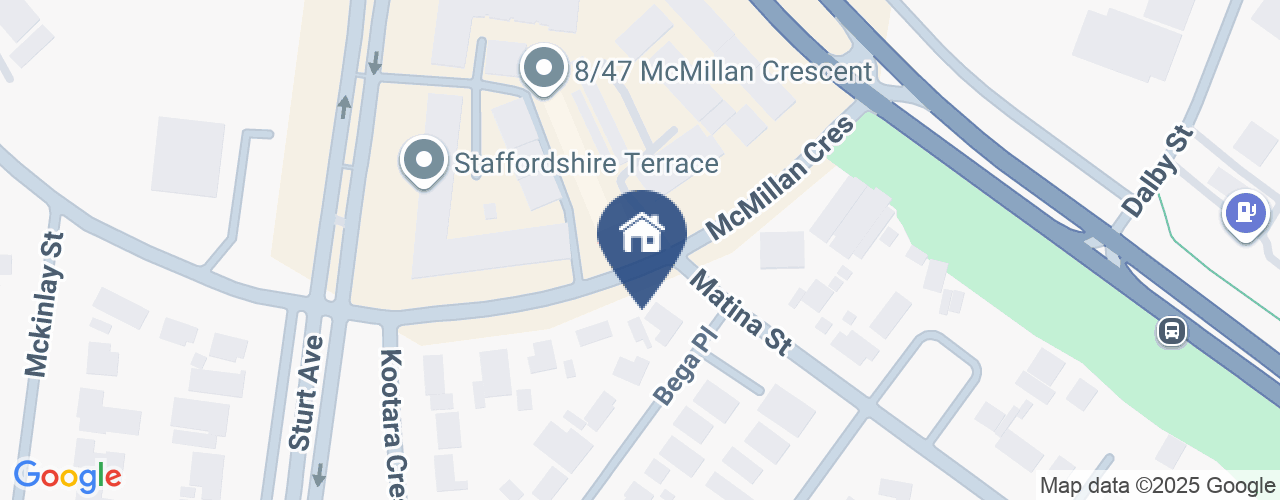 40 McMillan Crescent 40 McMillan Crescent